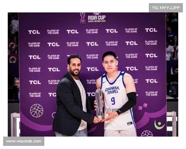 男篮亚洲杯小组赛首轮完结 陈盈骏34分领跑得分榜 CBA球员占据前二 男篮亚洲杯小组赛首轮完结 陈盈骏34分领跑得分榜 CBA球员占据前二